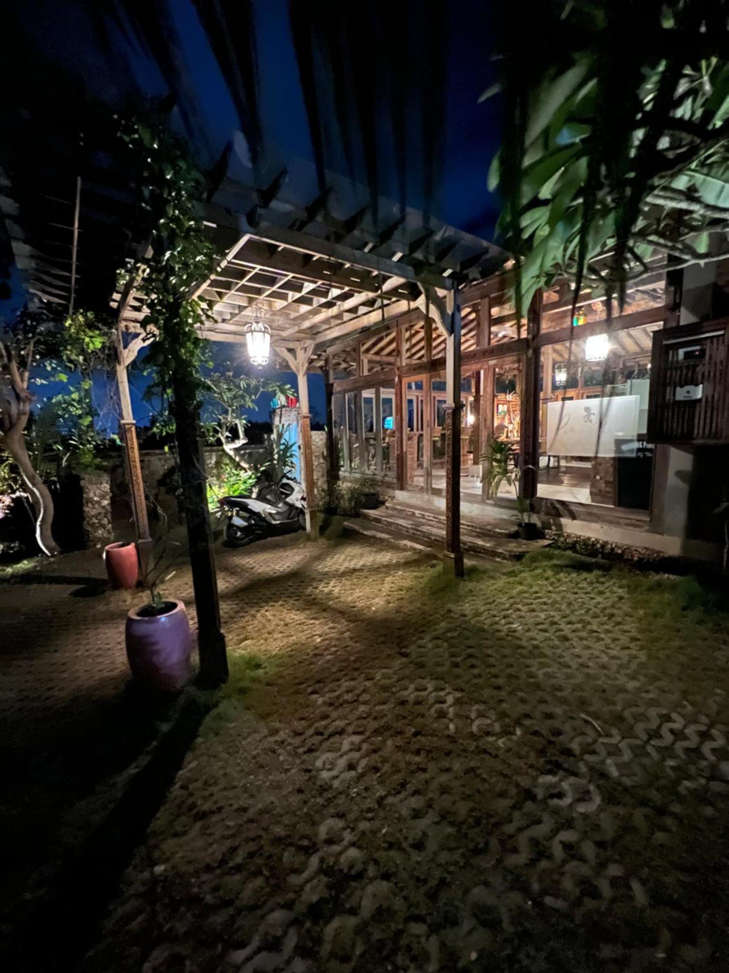 Pinokkio B&B Restaurant Ungasan Extérieur photo